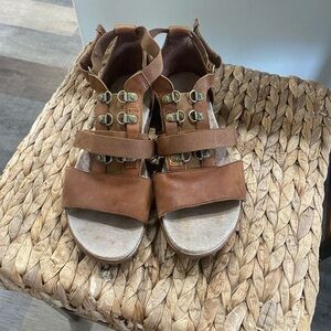 Sorel leather sandals size 8 women